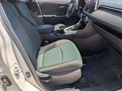 2024 Toyota RAV4 XLE FWD (Natl)