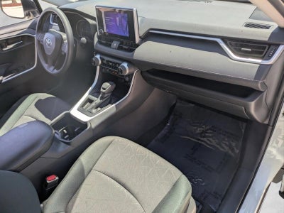 2024 Toyota RAV4 XLE FWD (Natl)