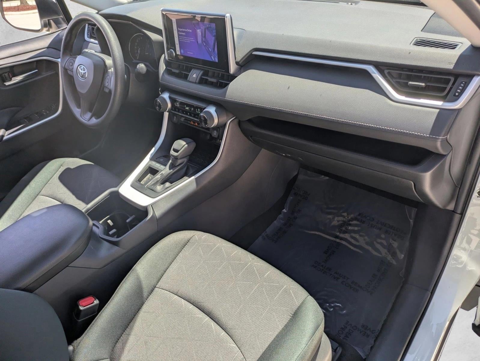 2024 Toyota RAV4 XLE FWD (Natl)