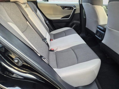 2025 Toyota RAV4 XLE FWD (Natl)