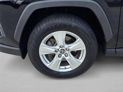 2019 Toyota RAV4 XLE FWD (GS)