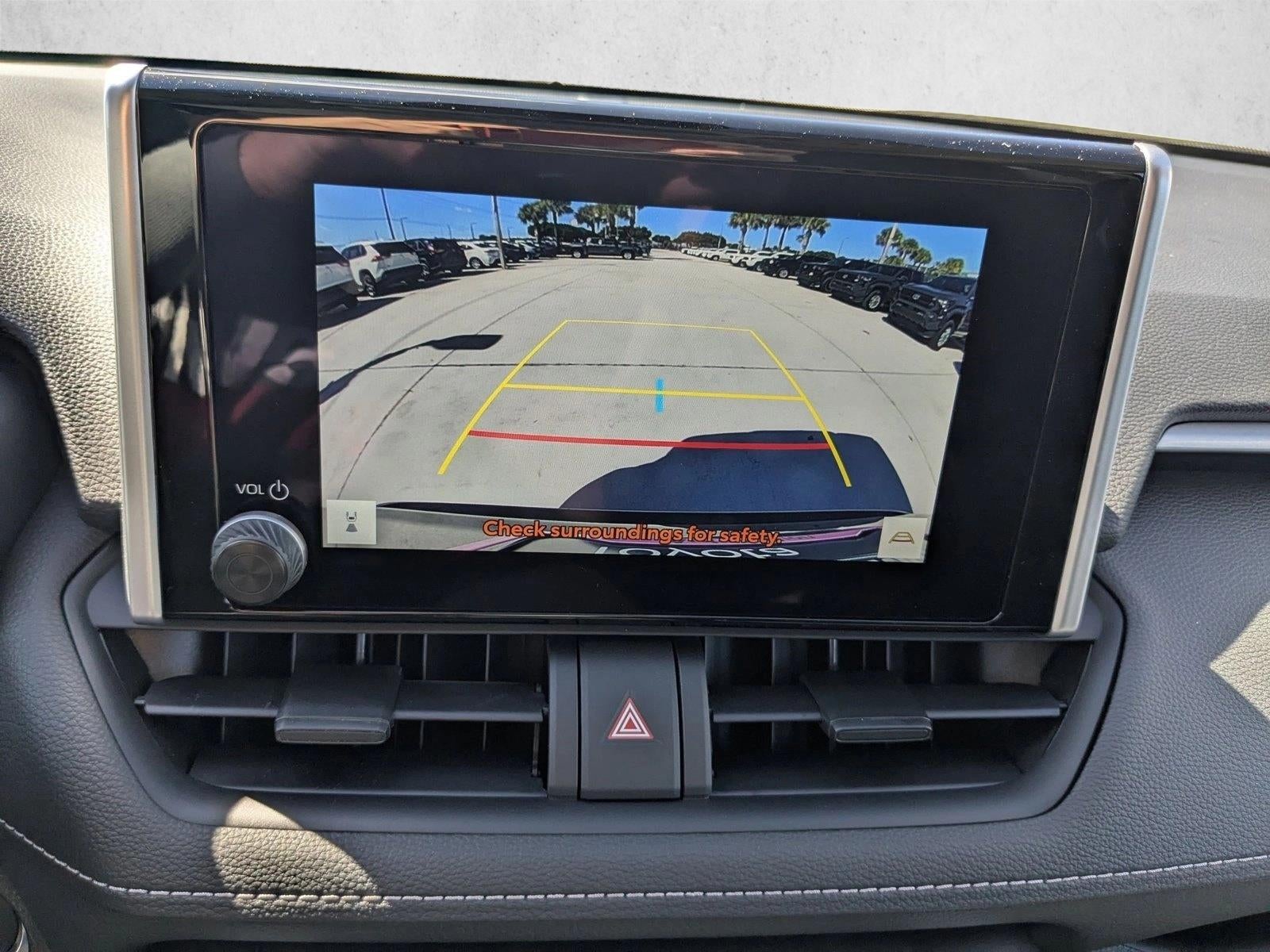 2025 Toyota RAV4 XLE FWD (GS)