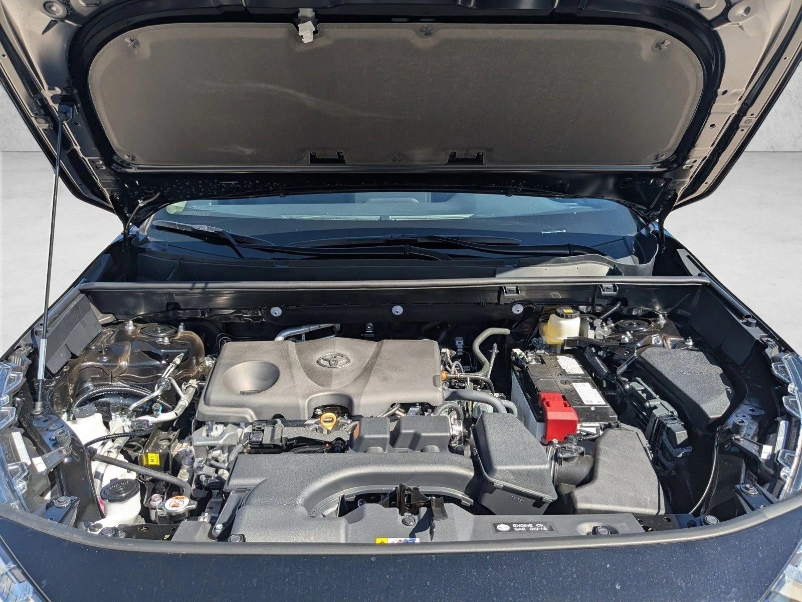 2025 Toyota RAV4 XLE FWD (GS)