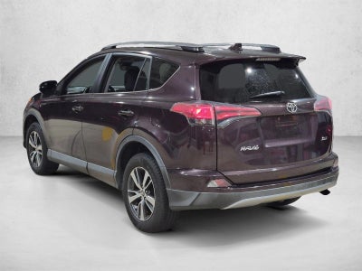 2017 Toyota RAV4 XLE FWD (GS)