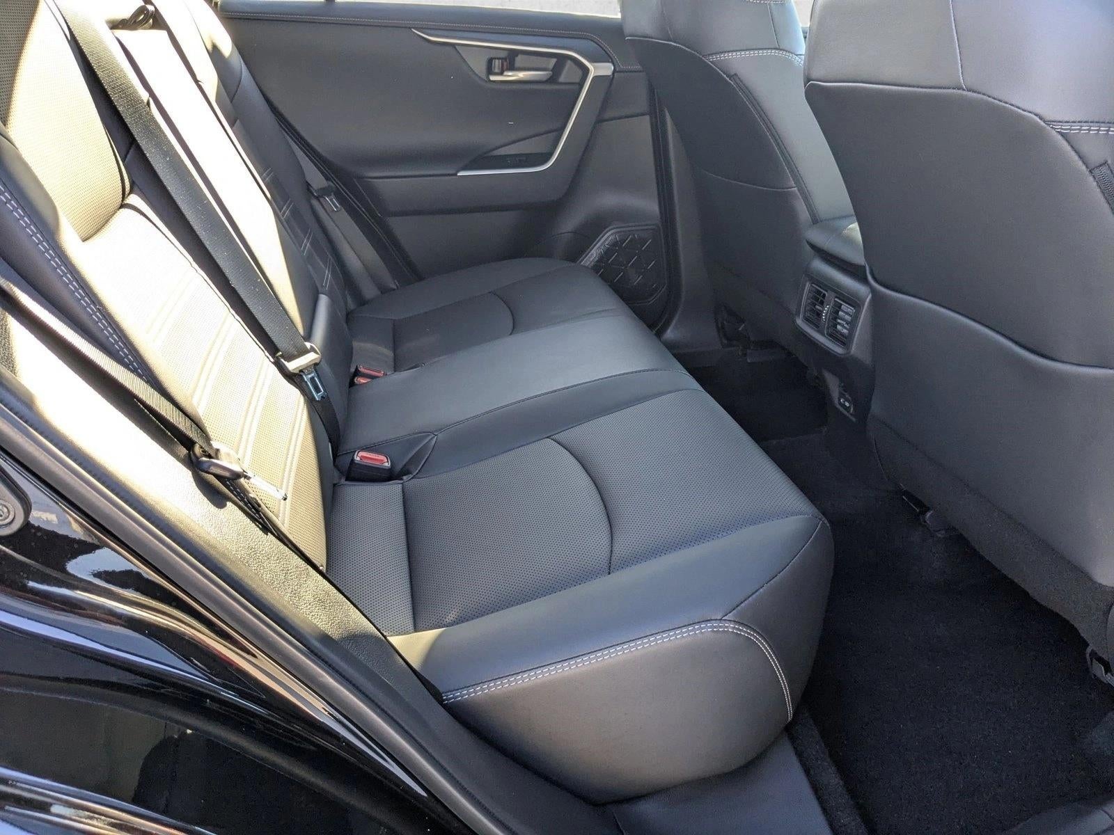 2025 Toyota RAV4 Limited FWD (Natl)