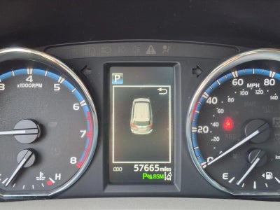 2017 Toyota RAV4 Platinum FWD (Natl)