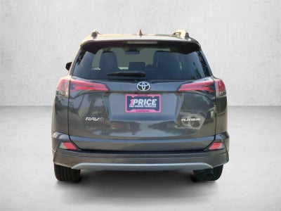 2017 Toyota RAV4 Platinum FWD (Natl)