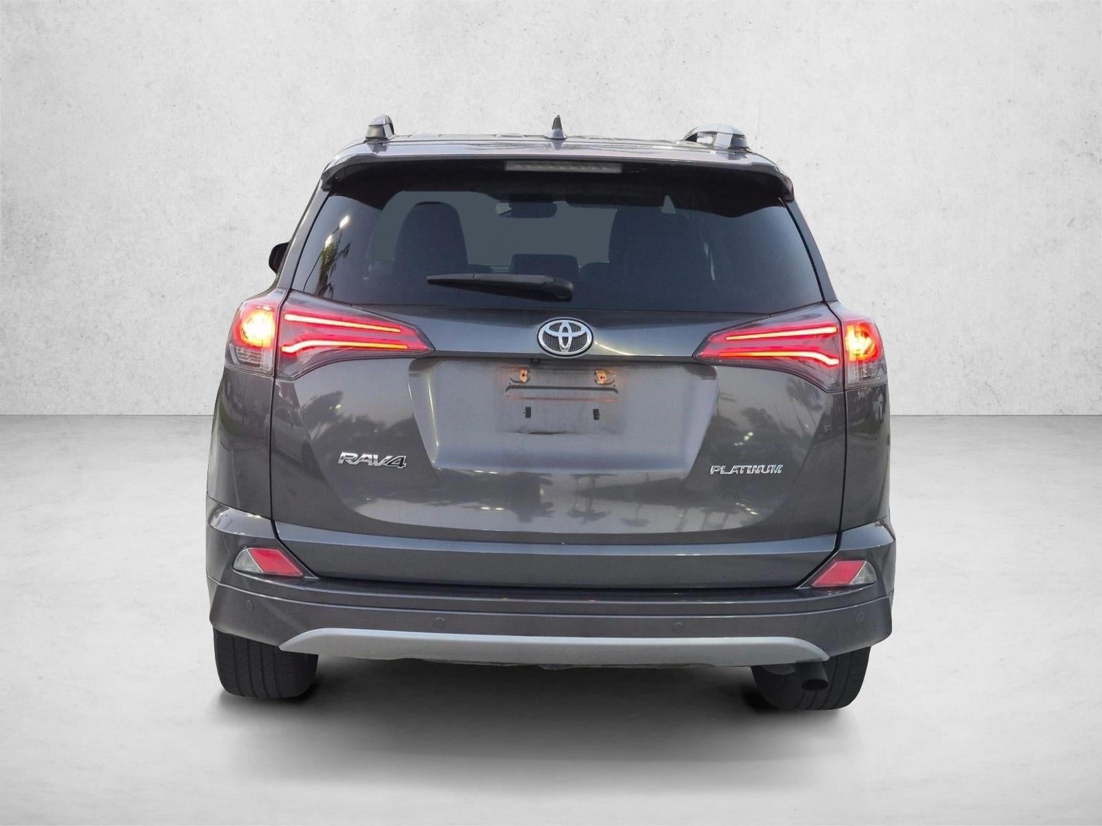 2017 Toyota RAV4 Platinum FWD (Natl)