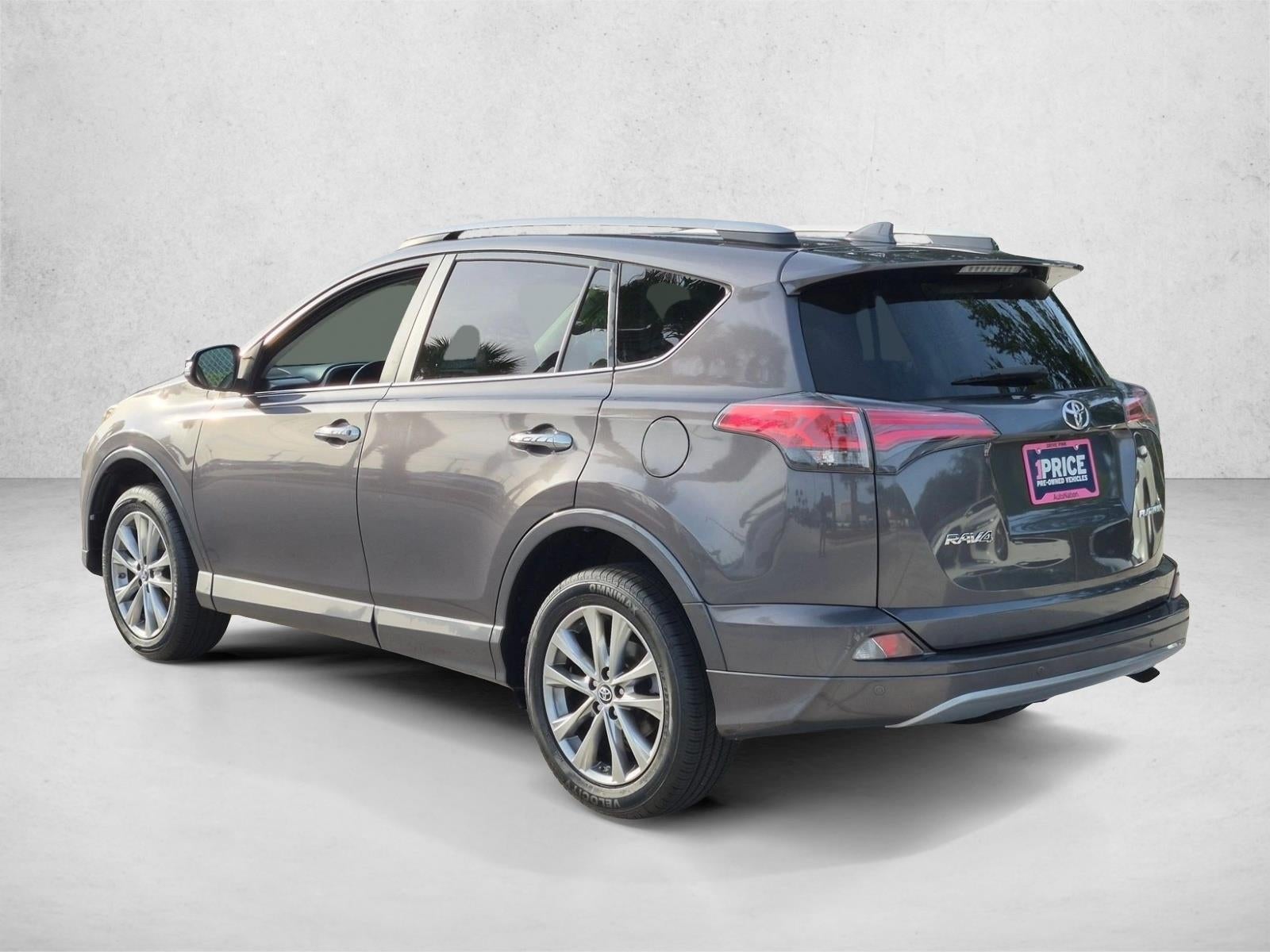 2017 Toyota RAV4 Platinum FWD (Natl)