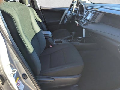 2018 Toyota RAV4 LE FWD (GS)