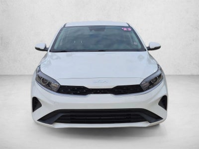 2023 Kia Forte LXS IVT