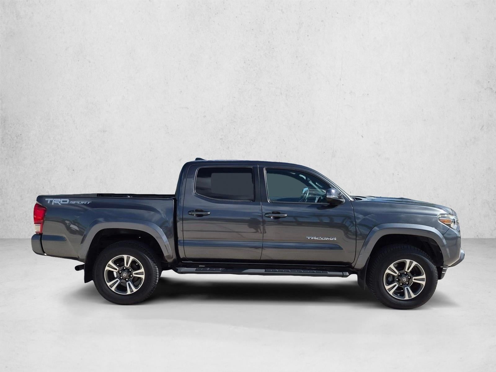 2017 Toyota Tacoma TRD Sport Double Cab 5' Bed V6 4x2 AT (Natl)