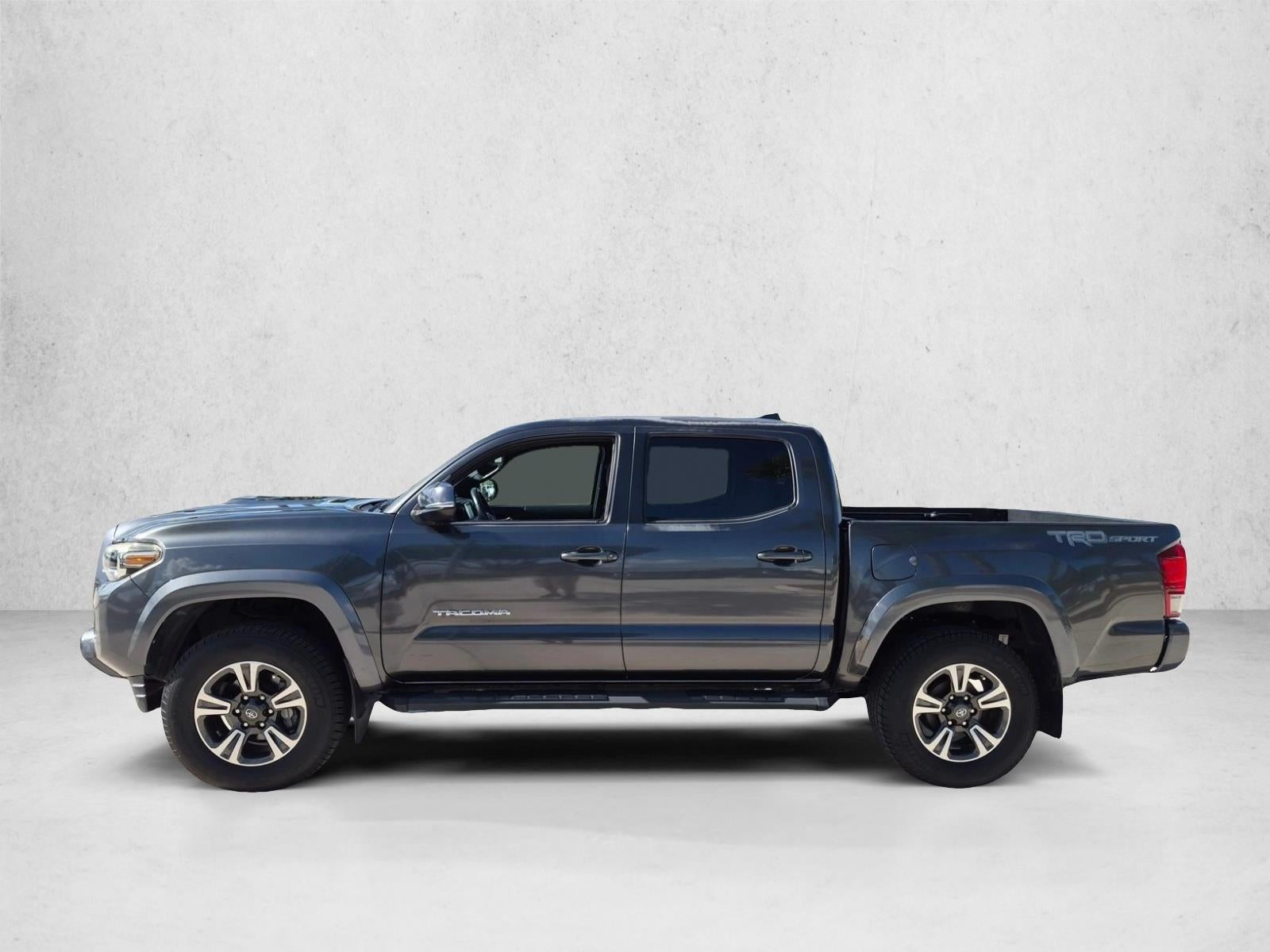 2017 Toyota Tacoma TRD Sport Double Cab 5' Bed V6 4x2 AT (Natl)