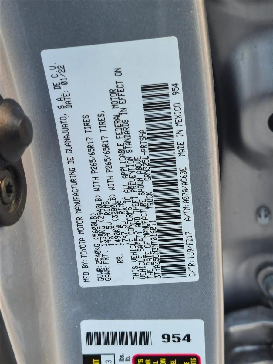 2022 Toyota Tacoma 2WD 2WD TRD Sport Double Cab 5' Bed V6 AT (Natl)