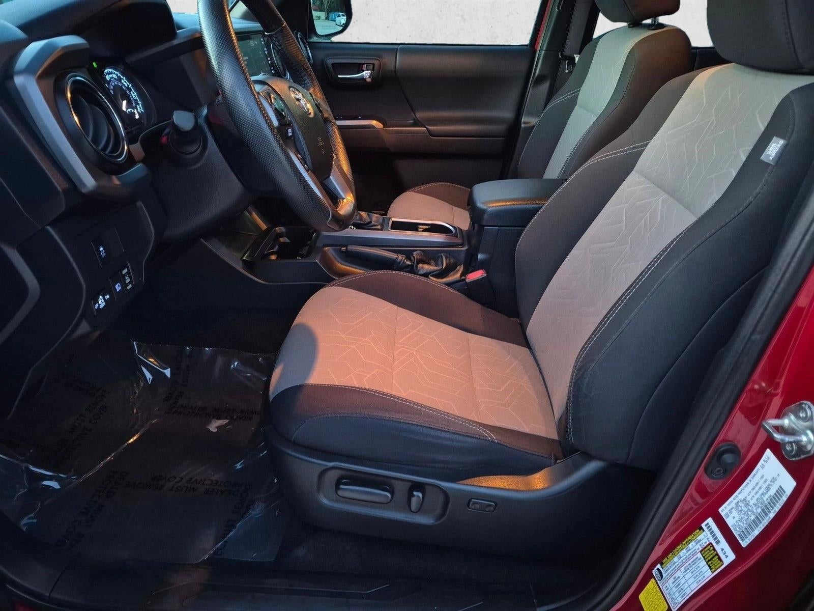 2020 Toyota Tacoma 2WD 2WD TRD Sport Double Cab 5' Bed V6 AT (Natl)