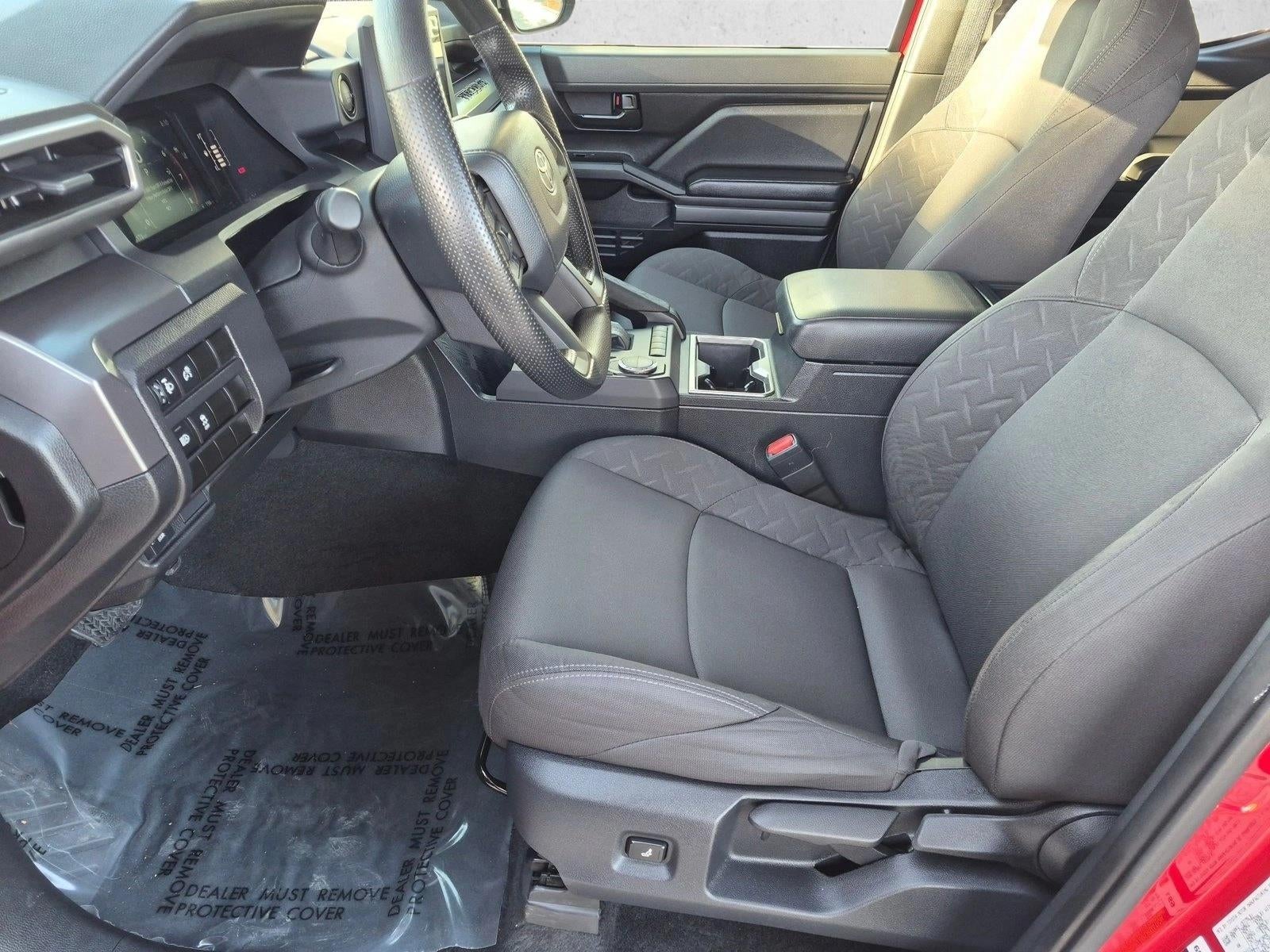 2025 Toyota Tacoma 2WD 2WD SR5 Double Cab 5' Bed AT (SE)