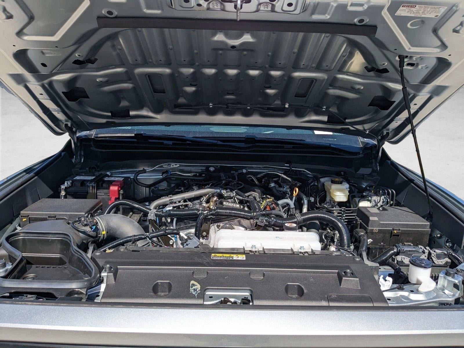 2024 Toyota Tacoma 4WD 4WD SR5 Double Cab 5' Bed AT (Natl)