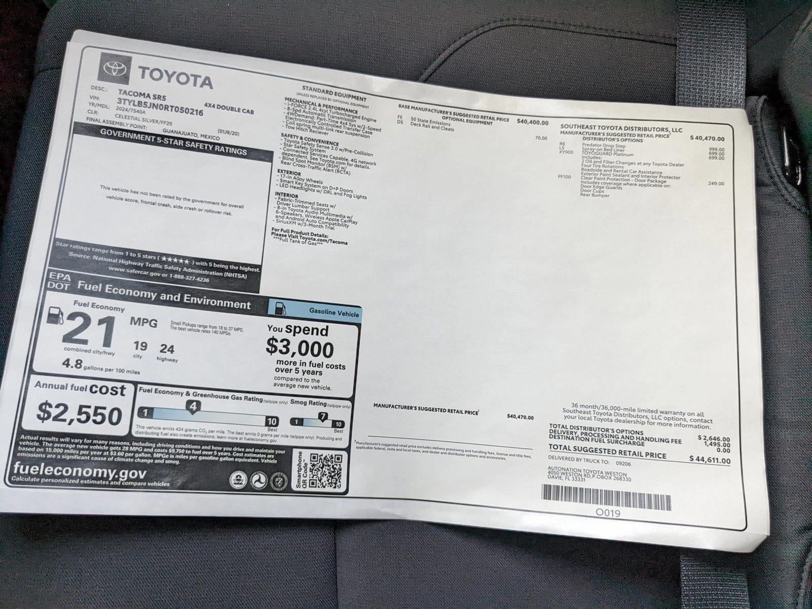 2024 Toyota Tacoma 4WD 4WD SR5 Double Cab 5' Bed AT (Natl)