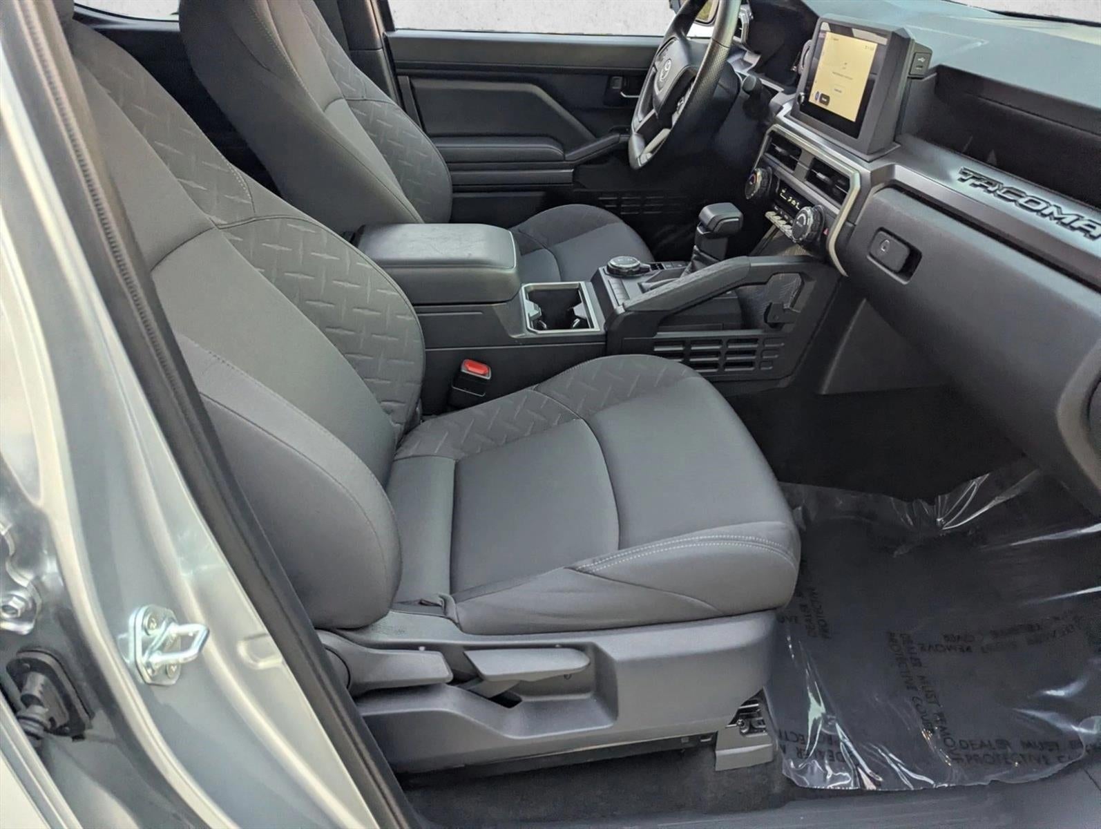 2024 Toyota Tacoma 4WD 4WD SR5 Double Cab 5' Bed AT (Natl)