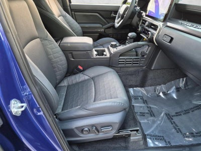 2025 Toyota Tacoma 4WD 4WD TRD Off Road Hybrid Double Cab 5' Bed AT (Natl)
