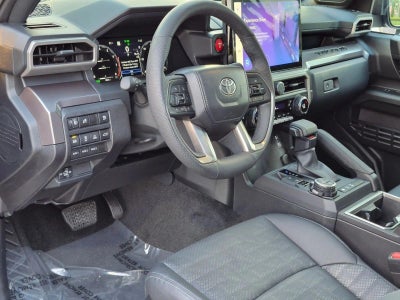 2025 Toyota Tacoma 4WD 4WD TRD Off Road Hybrid Double Cab 5' Bed AT (Natl)