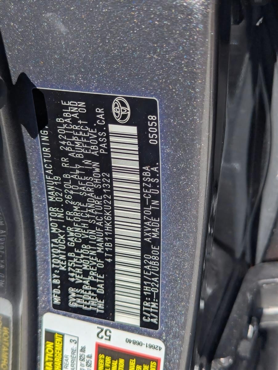 2019 Toyota Camry SE Auto (SE)