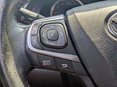 2017 Toyota Camry SE Auto (SE)