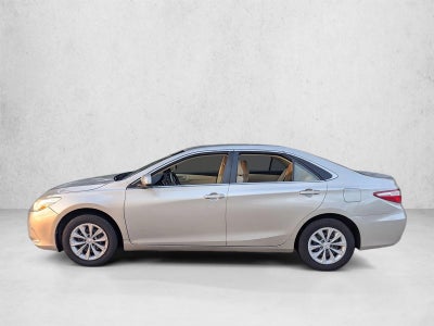 2017 Toyota Camry LE Auto (SE)