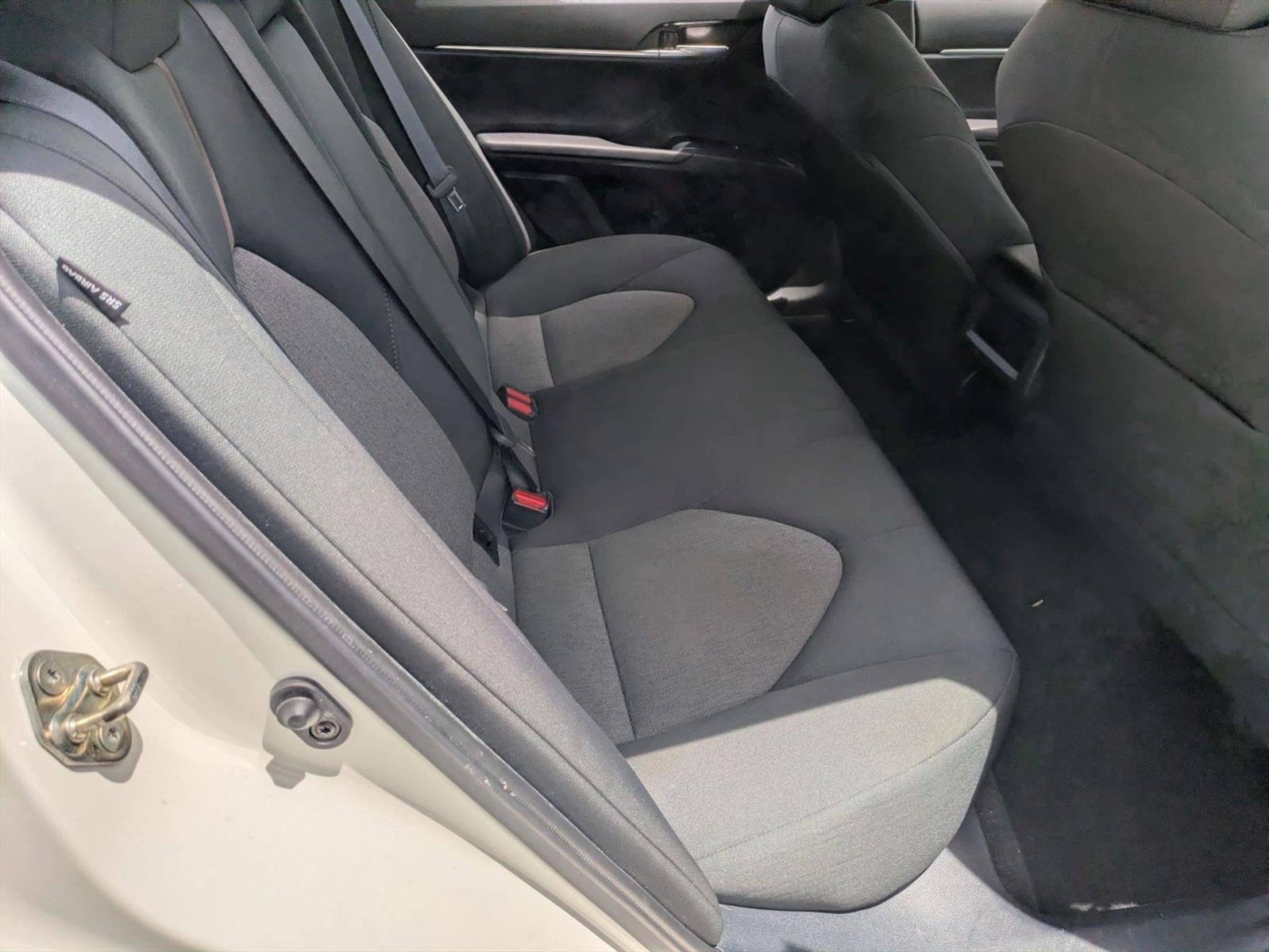 2020 Toyota Camry LE Auto (SE)