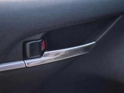 2022 Toyota Camry LE Auto (SE)