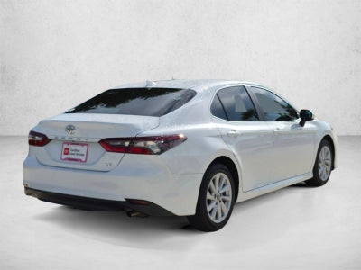 2024 Toyota Camry LE Auto (SE)