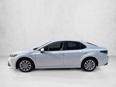 2024 Toyota Camry LE Auto (SE)