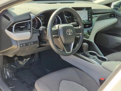 2024 Toyota Camry LE Auto (SE)