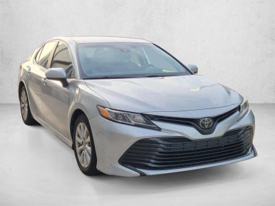 2020 Toyota Camry LE Auto (SE)