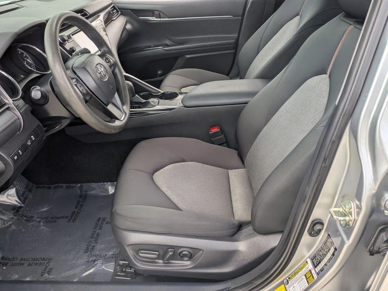 2020 Toyota Camry LE Auto (SE)