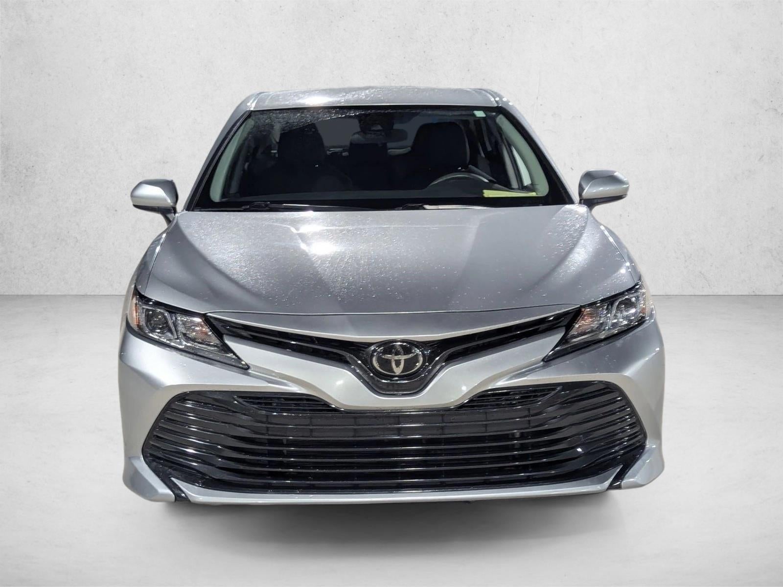 2020 Toyota Camry LE Auto (SE)