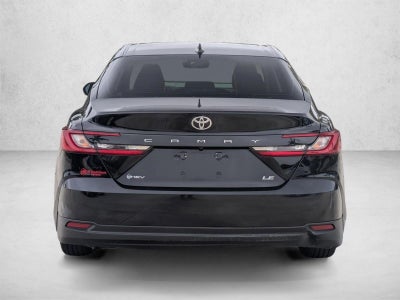 2025 Toyota Camry LE (SE)