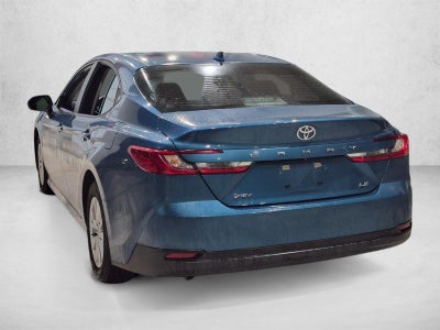 2025 Toyota Camry LE (SE)