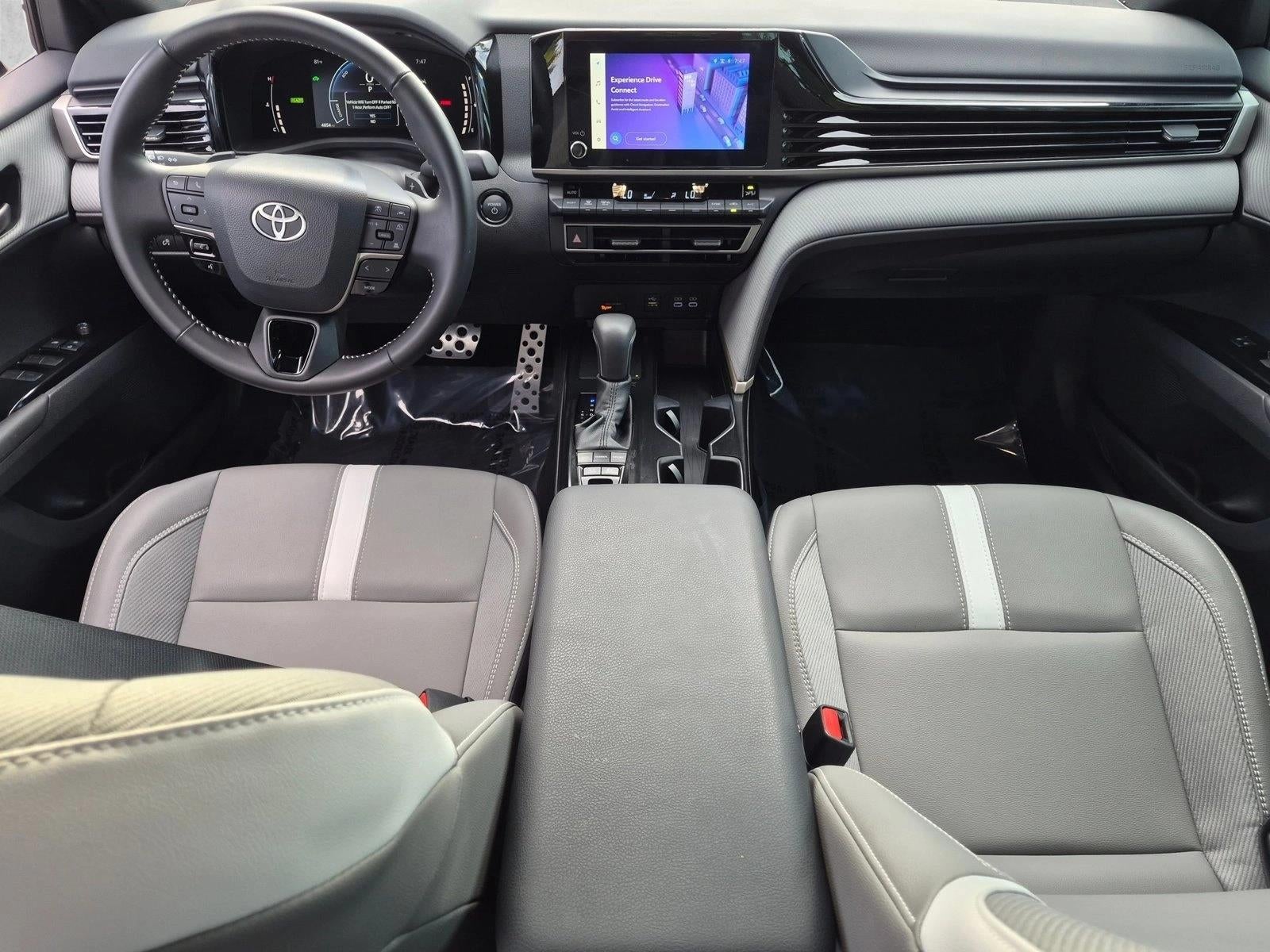2026 Toyota Camry SE (SE)