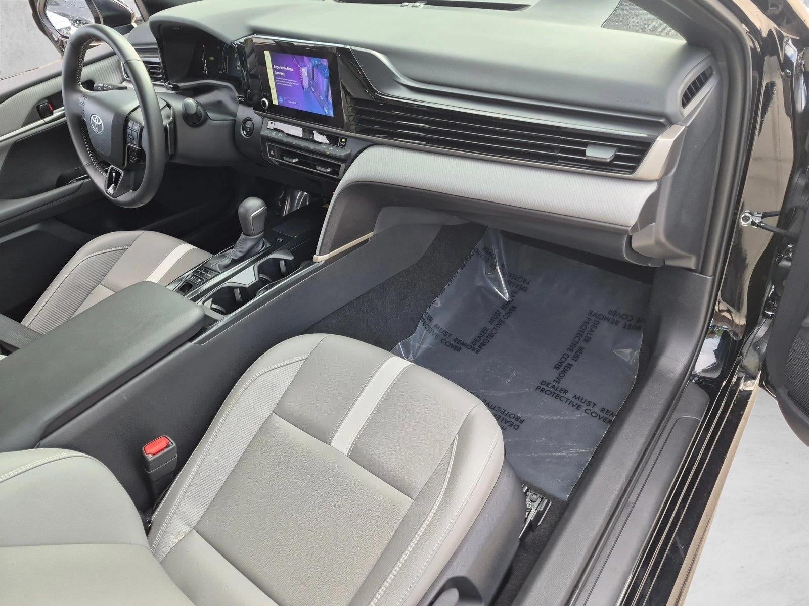 2026 Toyota Camry SE (SE)
