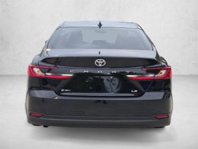 2025 Toyota Camry LE (SE)