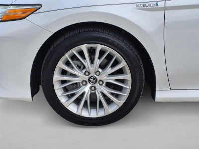 2020 Toyota Camry Hybrid XLE CVT (Natl)