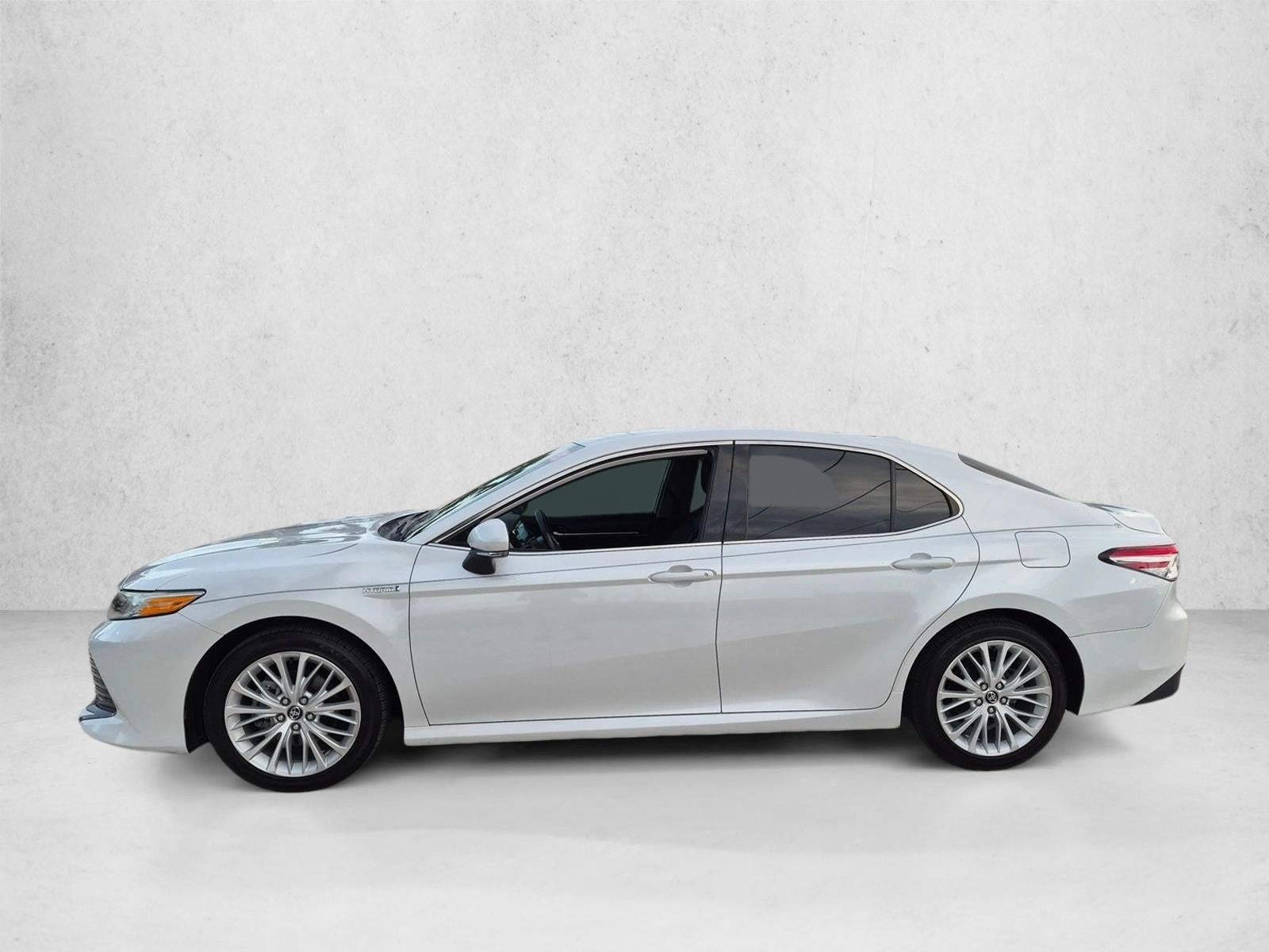 2020 Toyota Camry Hybrid XLE CVT (Natl)