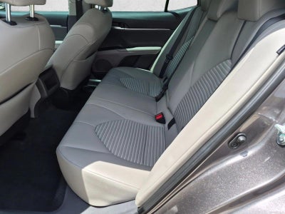 2023 Toyota Camry SE Auto (SE)