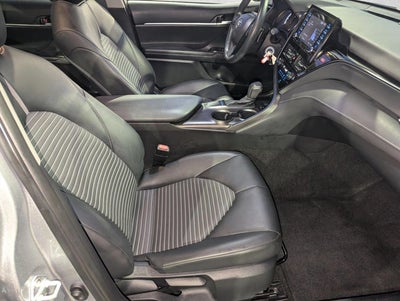2023 Toyota Camry SE Auto (SE)