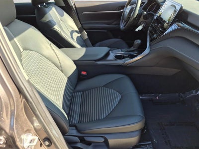 2024 Toyota Camry SE Auto (SE)