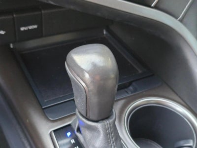 2021 Toyota Camry SE Auto (SE)