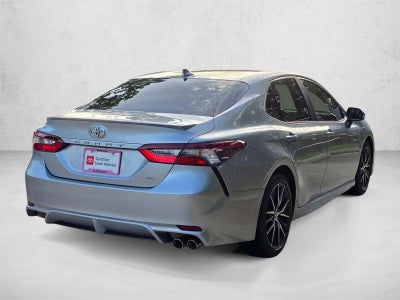 2021 Toyota Camry SE Auto (SE)