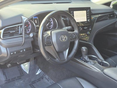 2021 Toyota Camry SE Auto (SE)