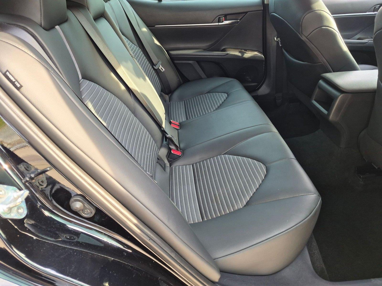 2024 Toyota Camry SE Auto (SE)